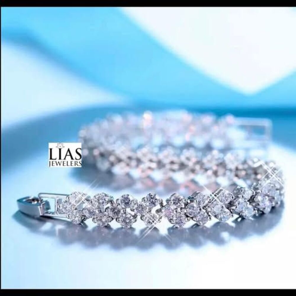 new 18k white gold bracelet